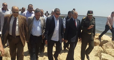 وزير الرى: مشروع لحماية الشواطئ واستغلال الحدائق كمتنزهات فى مطوبس