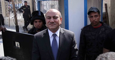 تأجيل محاكمة هشام جنينة و3 صحفيين بتهمة سب وقذف "الزند" لـ26 مارس