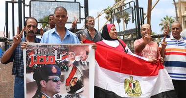 متظاهرو القائد إبراهيم يطالبون بالرقابة على الأسواق ويستنكرون ارتفاع الأسعار