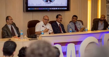 افتتاح مبادرة محاكاة الشركات بكلية تجارة الإسكندرية بحضور 150 طالبا