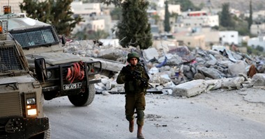 إصابة فلسطينى بنيران الاحتلال بزعم محاولته تنفيذ عملية طعن شرق الخليل