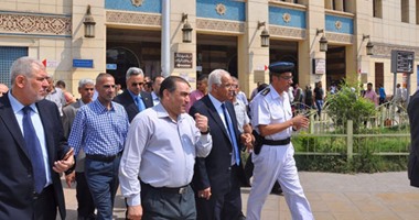وزير النقل يكلف السكة الحديد بتوفير مقاعد إضافية لأهالى الصعيد للعودة إلى القاهرة