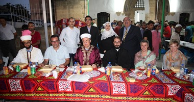 إفطار رمضانى يجمع القبارصة الأتراك باليونانيين لأول مرة بحضور عمدة نيقوسيا