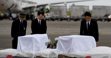 بالصور.. اليابان تستقبل جثامين مواطنيها السبعة ضحايا اعتداء دكا