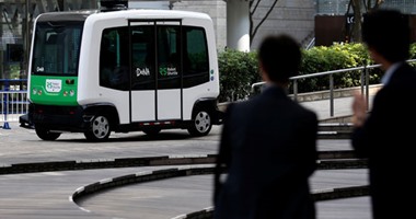 بالصور.. شركة يابانية تطلق حافلة ذاتية القيادة للتجول فى المنتزهات