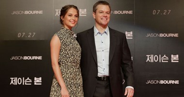 بالصور.. مات ديمون واليشيا فيكاندر فى مؤتمر صحفى لـ"Jason Bourne" بكوريا