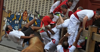بالصور..مقتل شخص وإصابة 2 خلال مهرجان مصارعة الثيران فى إسبانيا