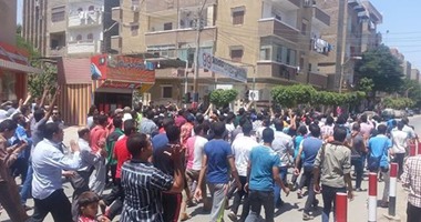 الأهالى ينظمون مسيرة ضد جماعة الإخوان الإرهابية بموقع "تفجيرات المحلة"