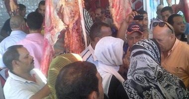 افتتاح أربعة منافذ جديدة لبيع اللحوم ببورسعيد