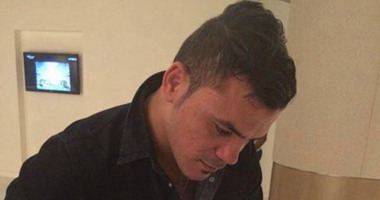 عمرو زكى يوقع رسميا للعهد اللبنانى