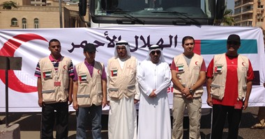 الهلال الأحمر الإماراتى يسير قافلة مساعدات إنسانية لغزة