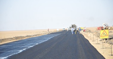 وصول 41 مواطنا سودانيا لأسوان فارين من ليبيا وتسفيرهم بريا عبر منفذ قسطل