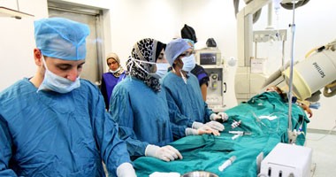 مستشفى مصر الجديدة العسكرى يستقدم خبير جراحة مسالك بولية للأطفال