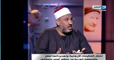 وكيل الأوقاف "باكياً": الشيعة يريدون احتلال مصر ويشترون الناس بالمال