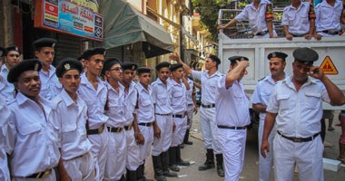 رفع الإشغالات من أمام مقاهى "البورصة" و"البستان" فى حملة بوسط القاهرة