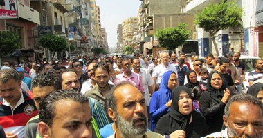 مسيرة حاشدة للتجار للمطالبة بعودة المنطقة الحرة ببورسعيد