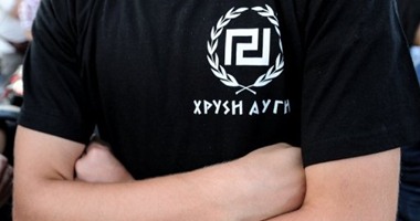 شركة "زارا" تسحب قميصاً يشبه ملابس حراس معسكرات الاعتقال النازية