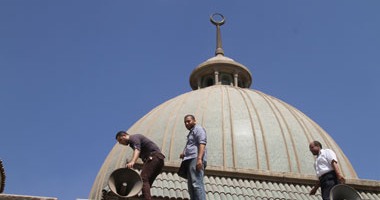 وصول اللجنة الفنية "مسجد النور" تمهيدا لإنارته بالطاقة الشمسية