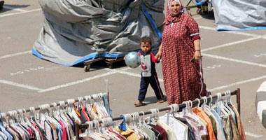 الباعة الجائلون يحاصرون نائب محافظ القاهرة داخل جراج الترجمان 