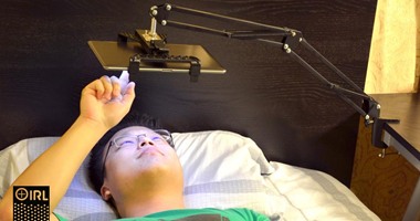 شركة Usiabu تطلق حاملا جديدا للتابلت يمكن استخامه وأنت مستلقى