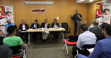 المشاركون بمؤتمر اليوم السابع يكرمون خالد صلاح على مبادرة دعم صحف الأقاليم