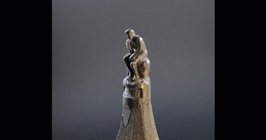 بالصور..  نحات بوسنى يستخدم القلم الرصاص لعمل منحوتات فنية