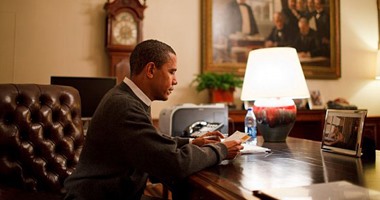واشنطن بوست: أوباما يقرأ 52 ساعة خلال إجازته للانتهاء من 6 كتب