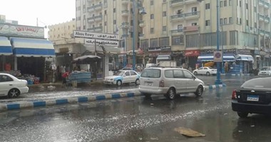 صحافة المواطن.. قارئ يشارك بصور توضح هطول أمطار غزيرة بمرسى مطروح