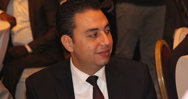 محافظ القاهرة يوقع بروتوكولا مع شركة "كلو" الدولية لتشغيل "نافورة النيل"