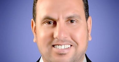 مدير تحرير "صوت العرب"  يطالب "النقيب" بإعادة النظر فى وضع الصحف الإقليمية