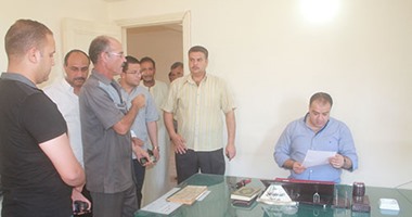 محافظ الفيوم يقيل رئيس الوحدة المحلية ومدير الجمعية الزراعية بقرية تلات