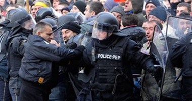 اعتقال 7 أشخاص بمقدونيا للاشتباه فى ارتكابهم أعمالا إرهابية