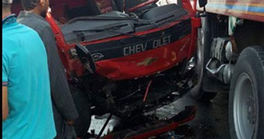 مصرع واصابة 3 فتيات في حادث انقلاب سيارة بالمنيا