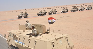 بالفيديو.. القوات المسلحة تنتشر لتأمين فرحة المصريين بقناة السويس الجديدة