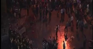 اشتباكات بين الأمن والمتظاهرين فى بيروت وهتافات: "الشعب يريد إسقاط النظام"