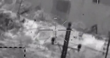 بالفيديو.. لحظة تدمير القوات المسلحة لمخزن العبوات الناسفة بالشيخ زويد