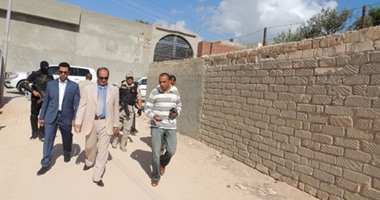 إحباط محاولة 245 شخصا بينهم مواطن سودانى التسلل إلى ليبيا عن طريق السلوم