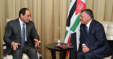 بالصور..الرئيس السيسى يلتقى العاهل الأردنى فى مقر إقامته بموسكو