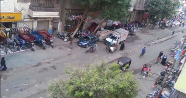 صحافة المواطن: بالصور.. الباعة الجائلون يحتلون أرصفة شوارع بولاق أبو العلا