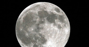 معهد الفلك: القمر يقترب من الزهرة وعطارد بسماء مصر السبت المقبل