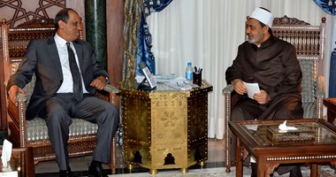 سفير مصر الجديد بالسنغال يشيد بدور الأزهر فى نشر الإسلام الوسطى
