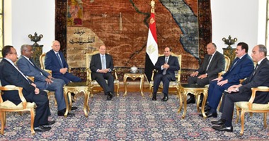 الرئيس اليمنى: السيسي استطاع النهوض بمصر وتجاوز تحديات الإرهاب