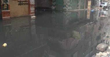 أزمة الصرف الصحى عرض مستمر بالإسكندرية.. الفلكى وبرج العرب القديم والعامرية والحضرة مناطق تشكل قنابل موقوتة.. والمحافظ: عرض المشكلة على رئيس الوزراء لحل جذرى.. والأهالى: "إحنا فى مصيف المجارى"