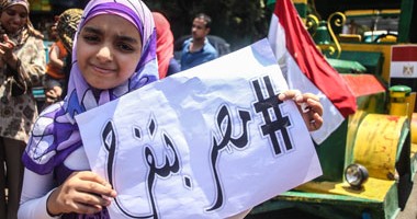 "مصر بتفرح" عنوان شوارع المحروسة فى احتفالات افتتاح قناة السويس الجديدة