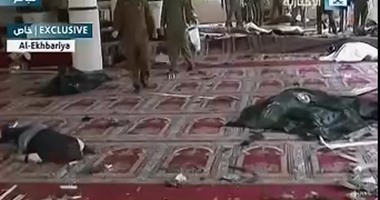 الشرطة السعودية تتفقد مسجد قوات الطوارئ بأبها عقب الحادث الإ رهابى