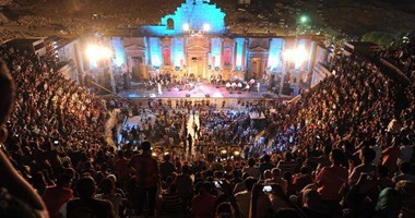 هل يُعالج مهرجان جرش أخطاء الدورتين الماضيتين ويصالح المطرب المصرى؟