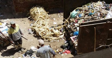 صحافة المواطن: انتشار القمامة أمام بوابة الغسيل الكلوى بمستشفى العامرية