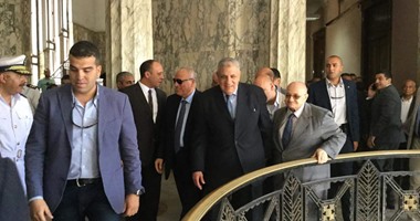 محلب يغادر دار القضاء بعد اجتماع المجلس الأعلى للقضاء