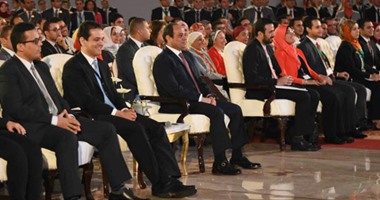 بيان رئاسة الجمهورية: السيسى يدعو الشباب للمشاركة فى الانتخابات المحلية