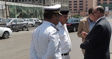 مدير أمن القاهرة يتفقد أعمال ترميم كوبرى أكتوبر ويوجه بمنع التكدسات